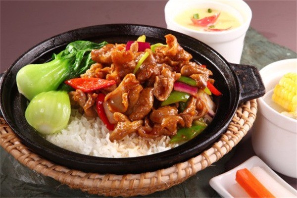 品湘苑煲仔饭加盟
