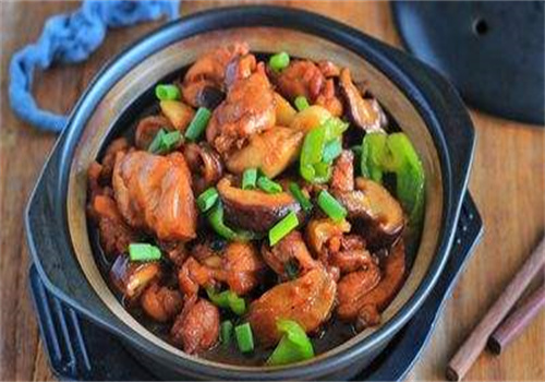 鸡爷黄焖鸡加盟