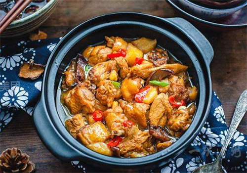 邢记鑫荣晟黄焖鸡米饭加盟