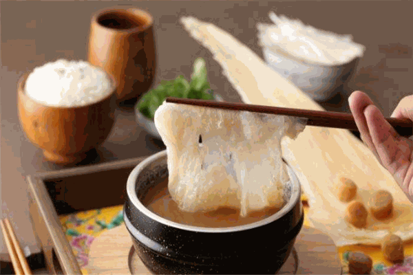 添發烧腊煲仔翅加盟