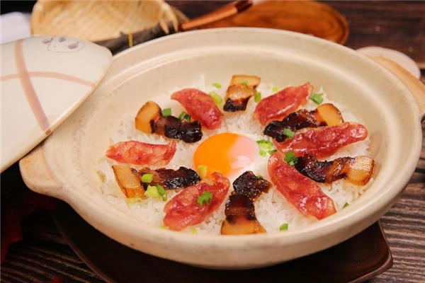 辛诱惑煲仔饭加盟