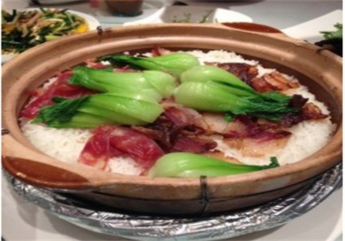 火锅米线煲仔饭加盟