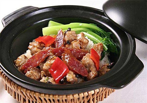 沈家煲仔饭加盟