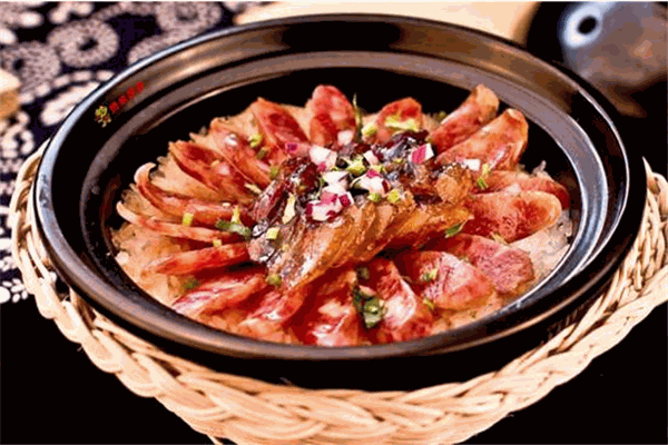 黄记煲仔饭加盟