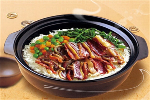 80后煲仔饭加盟