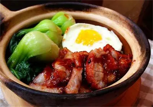 名厨煲仔饭加盟