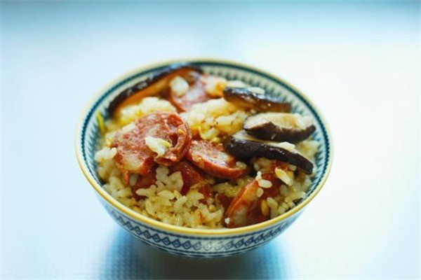 潇湘煲仔饭加盟