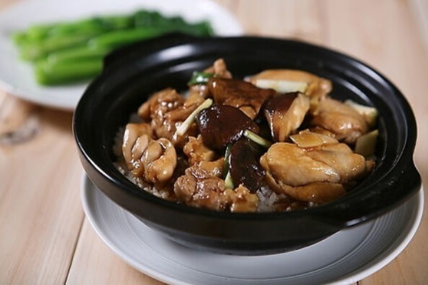 鑫香园煲仔饭加盟