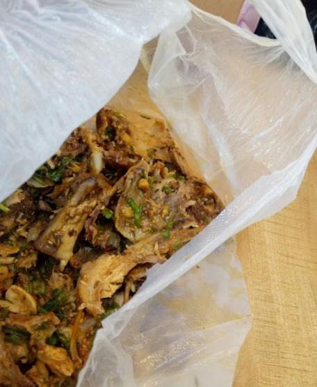 玖福记熏拌鸡架加盟