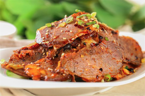 牛坛肉熟食加盟