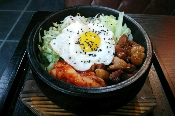 韩罗苑石锅拌饭加盟