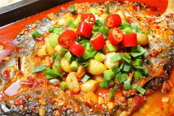 鲁创烤鱼拌饭加盟