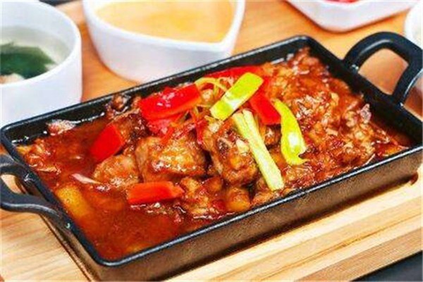 三原泰烧烤鱼饭加盟