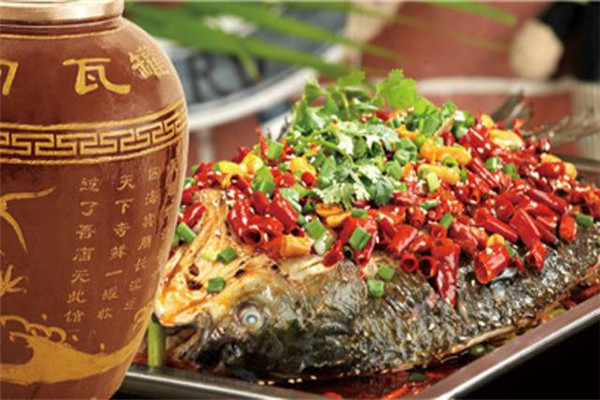 冉记瓦缸烤鱼加盟
