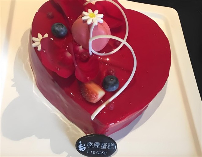 燃厚蛋糕