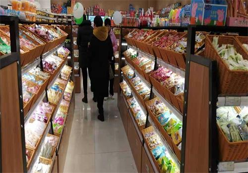 顺利达休闲食品店加盟