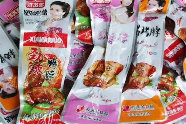 俏味多休闲食品加盟
