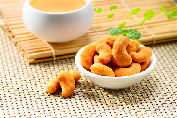 品优零食铺加盟