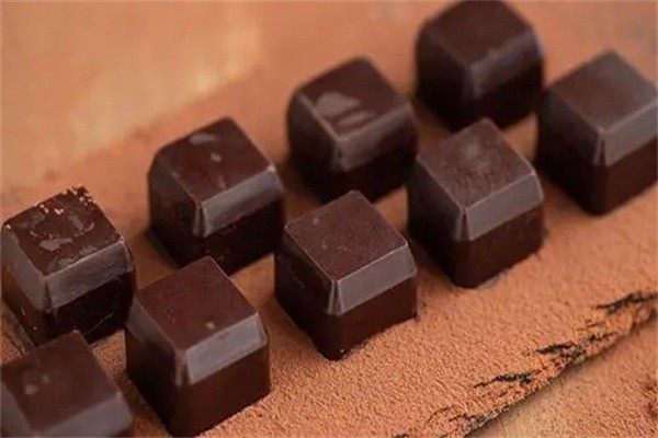 罗比零食加盟