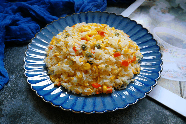 夏禾炒饭加盟