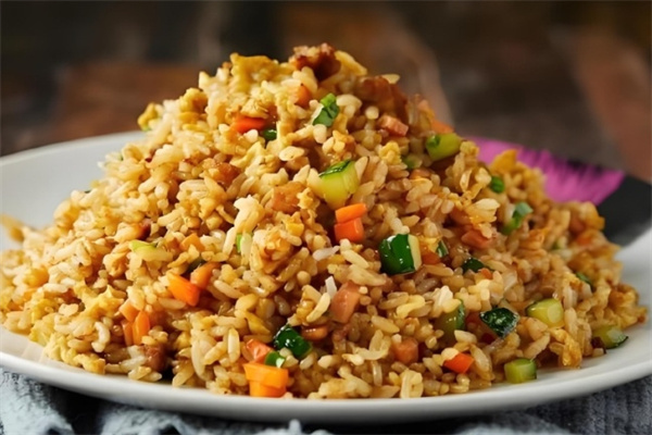 鲁纯纯炒饭加盟