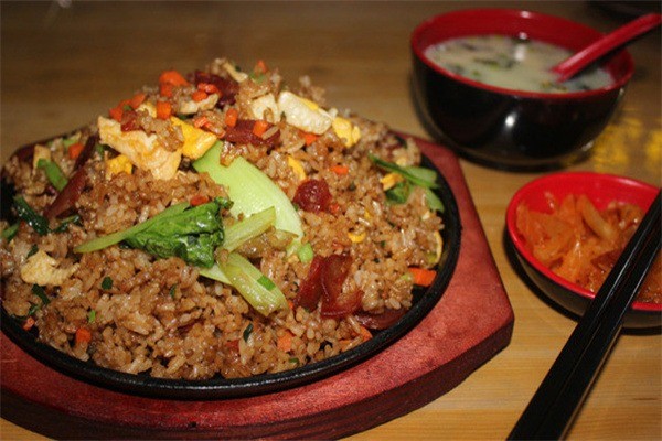 饭外篇铁板炒饭加盟