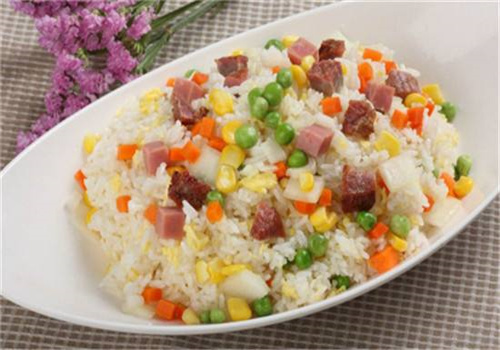 小块头茶油炒饭加盟