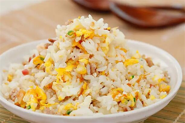 小煌人铁板炒饭加盟