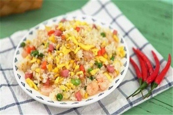 饭主播易拉罐茶油炒饭加盟
