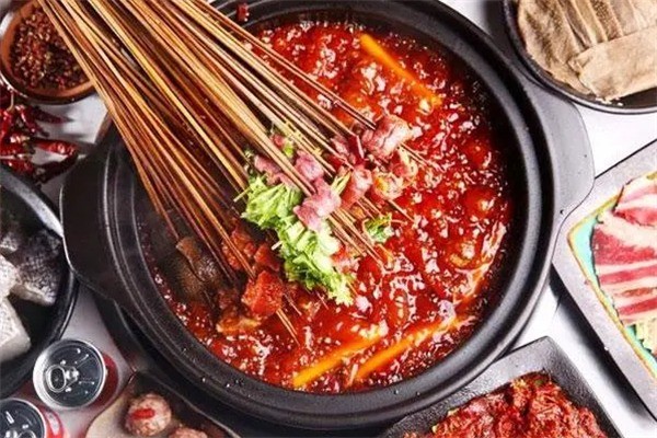 川鼎旺砂锅串串香加盟