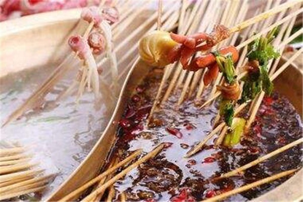 渝老练串串香加盟