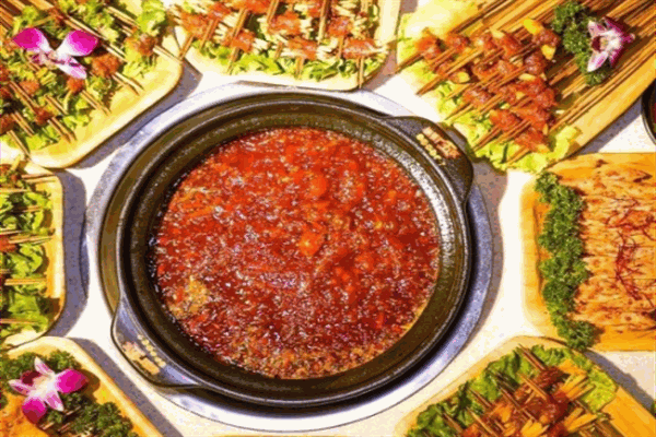 杨姐串串香加盟