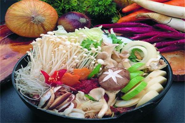 百味王串串香火锅加盟