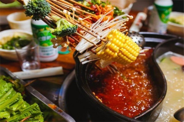 春炉串串香加盟