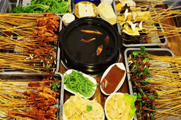 龍记串串香加盟