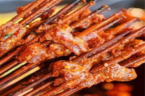 签约小郡肝串串加盟