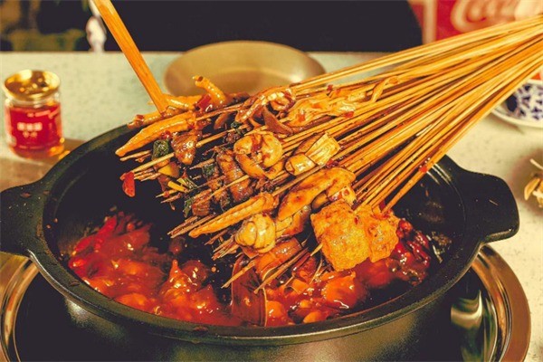 三味锅哥串串香加盟