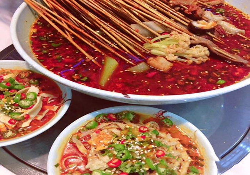 欢串卤味串串火锅加盟