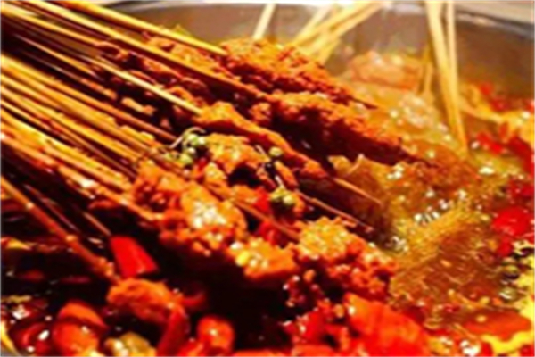 小岳师傅串串香加盟