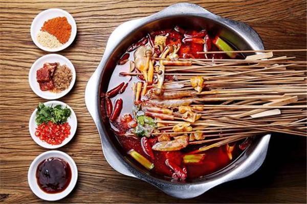 背锅侠串串香加盟