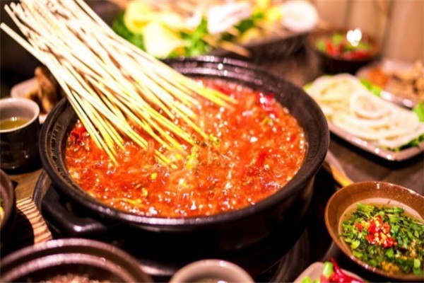 宽窄飘香火锅串串加盟