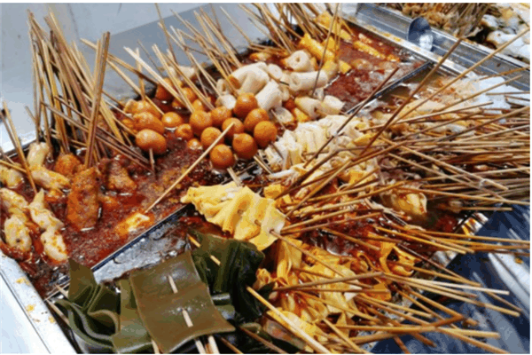 贼八十串串香加盟