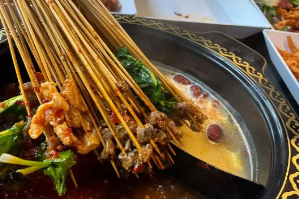 蜀签门火锅串串加盟