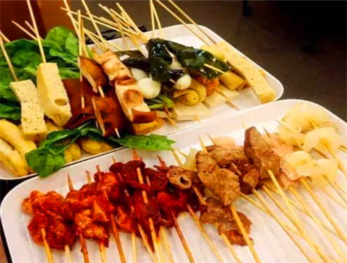 街头串串香加盟