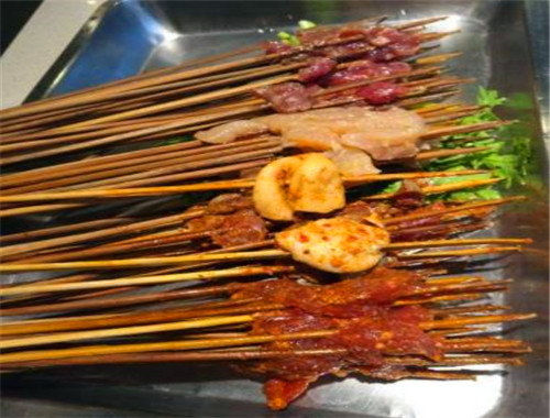 大庆久吃串串香加盟