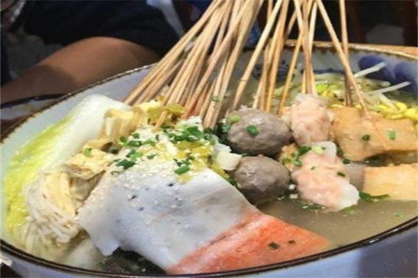 钱多多串串香加盟