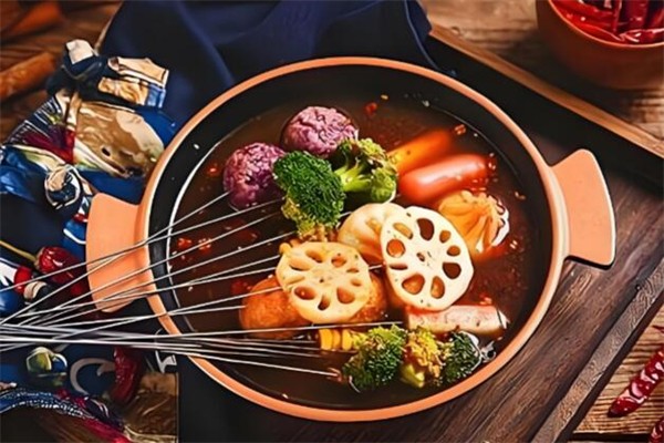 拾味香小郡肝串串香火锅加盟